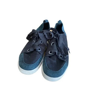 Koolaburra by UGG Women's Black Ribbon Lace Up Penley Canvas Sneaker Size 11